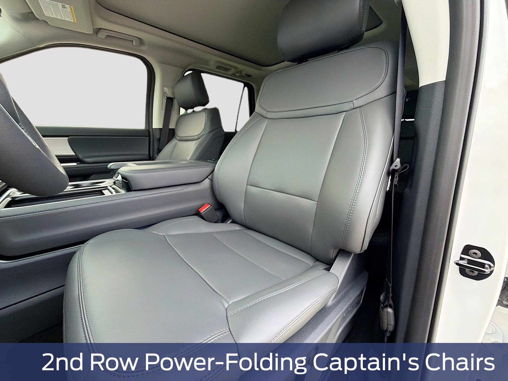 2026 Star White Metallic Tri-Coat Ford Expedition Active RWD SUV