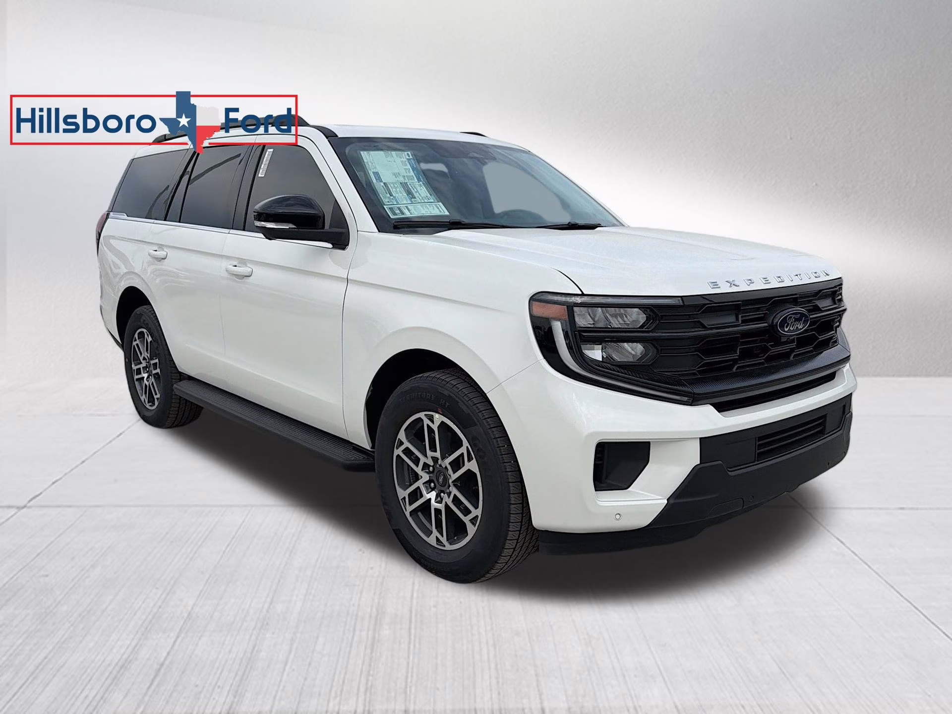 2026 Star White Metallic Tri-Coat Ford Expedition Active RWD SUV