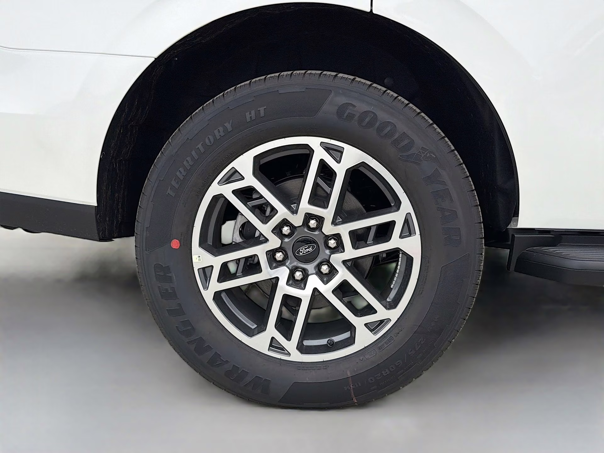 2026 Star White Metallic Tri-Coat Ford Expedition Active RWD SUV