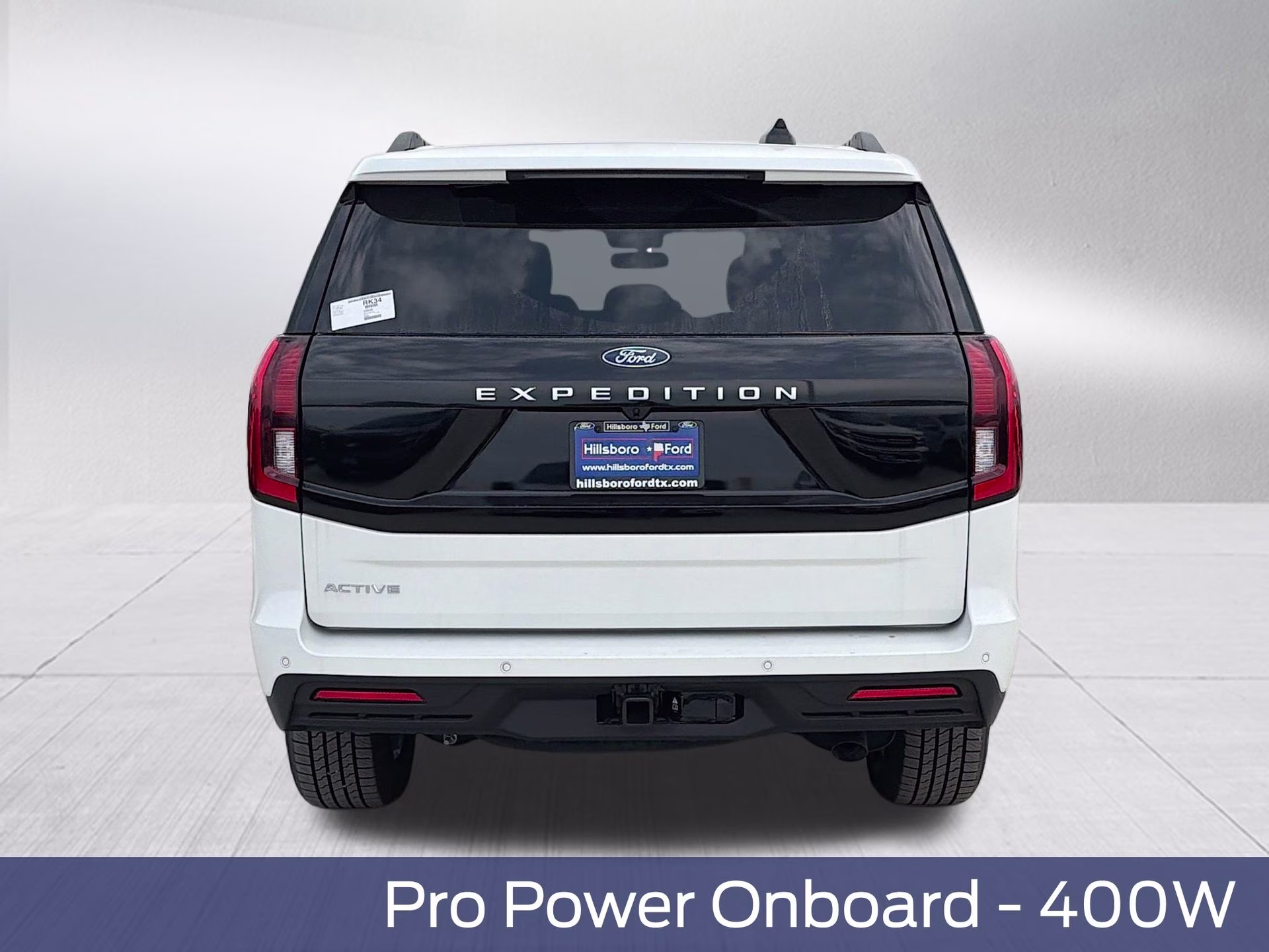 2026 Star White Metallic Tri-Coat Ford Expedition Active RWD SUV