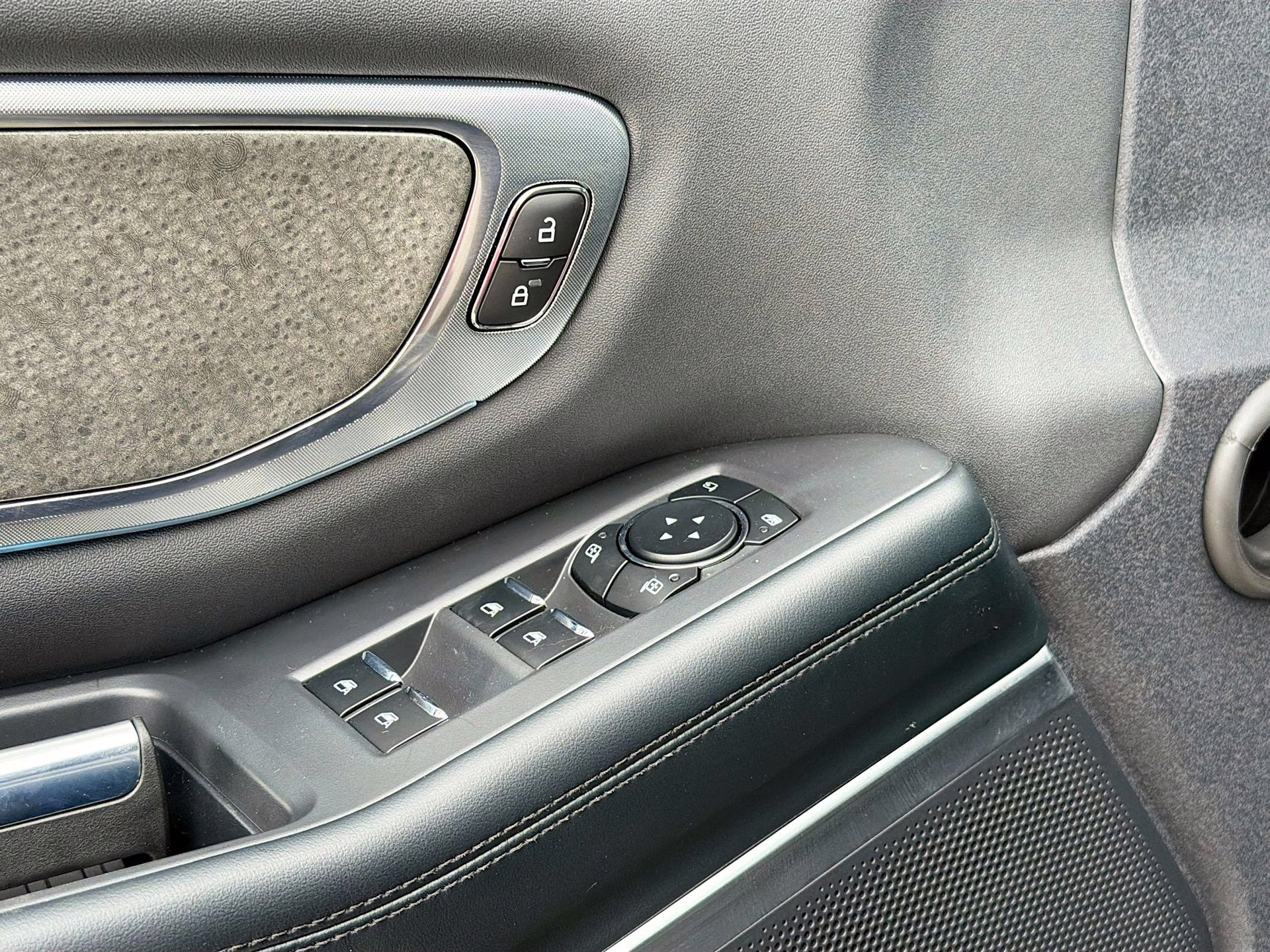 2026 Agate Black Metallic Ford Expedition Tremor 4X4 SUV