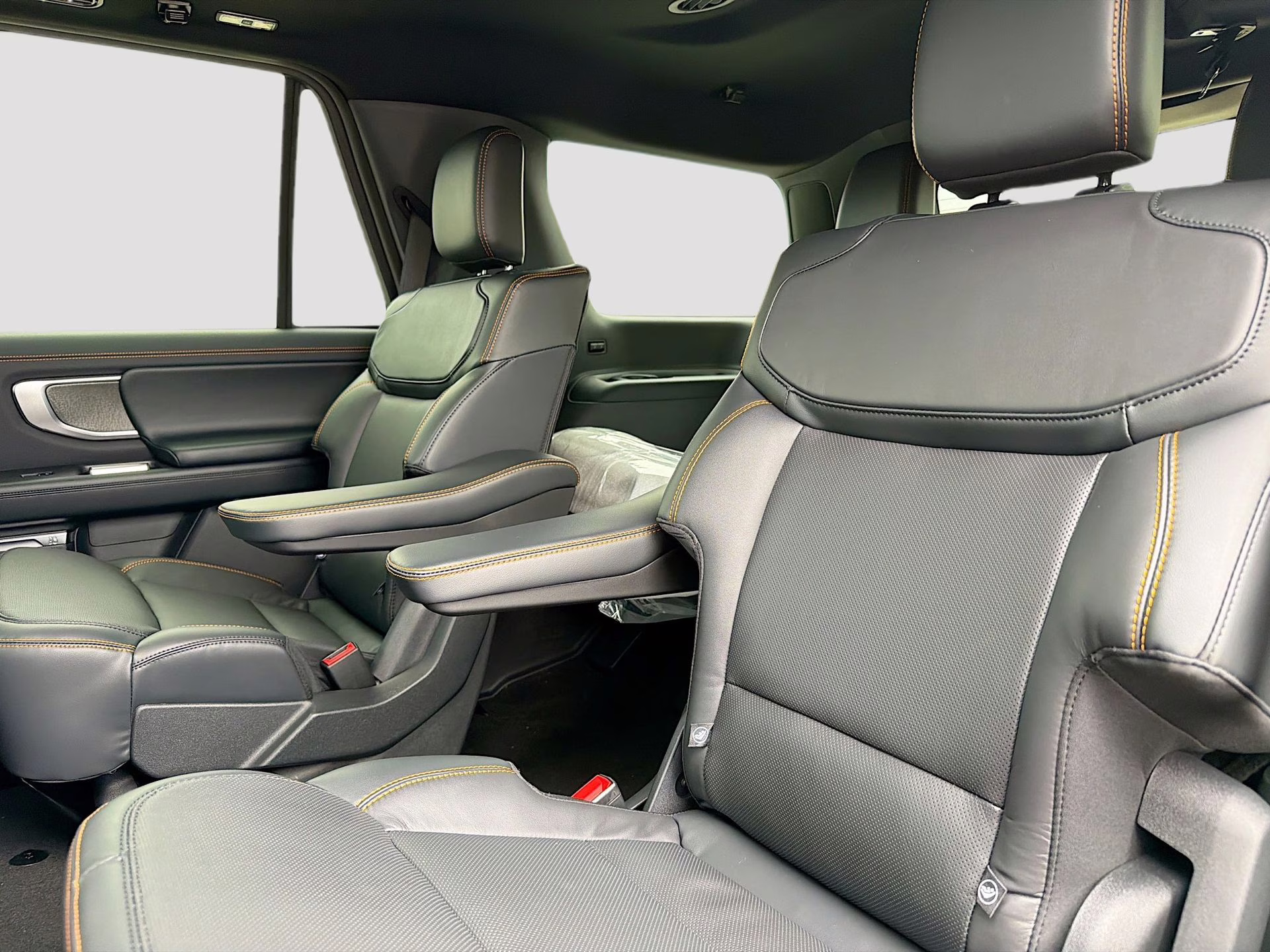 2026 Agate Black Metallic Ford Expedition Tremor 4X4 SUV