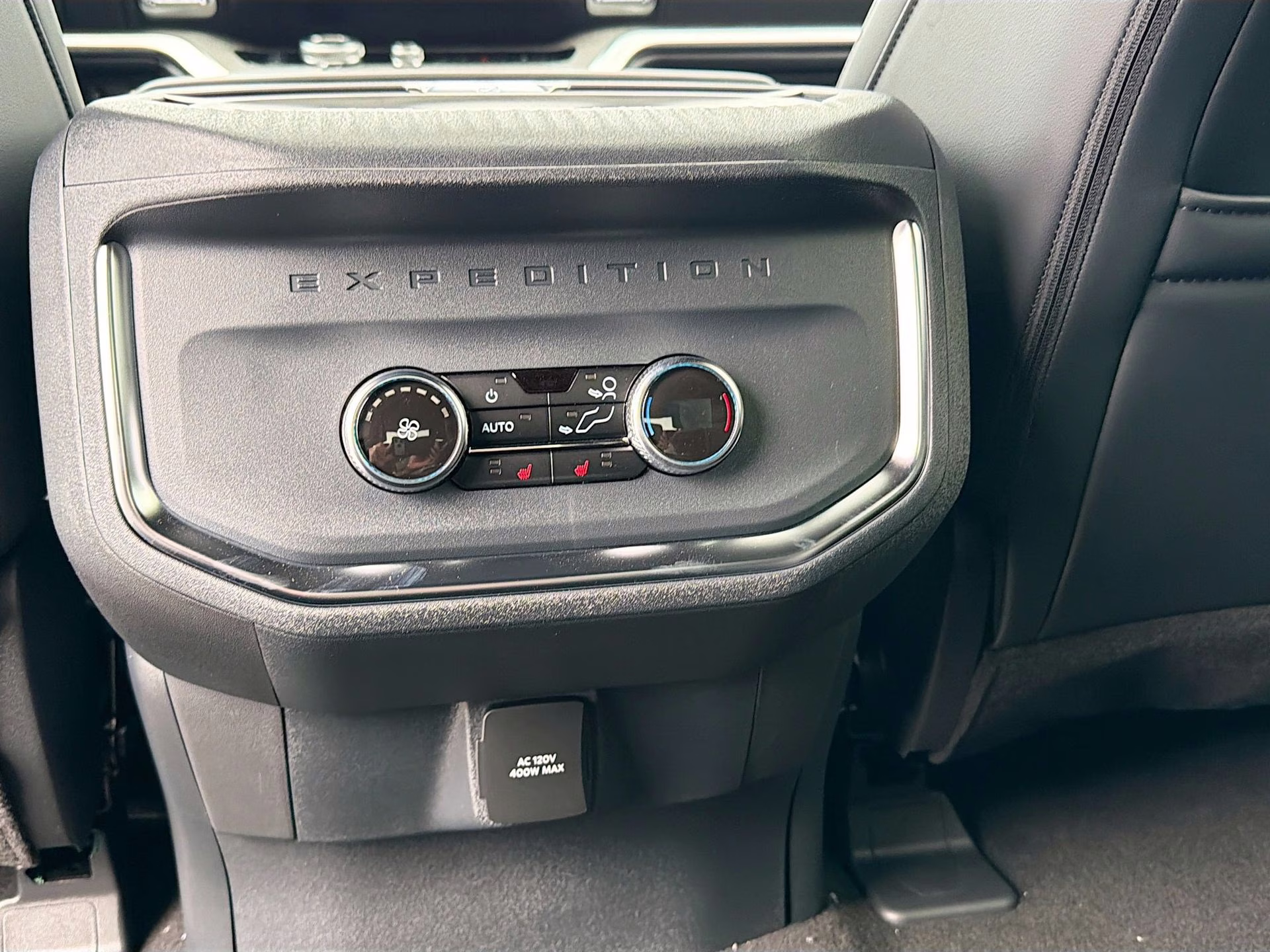 2026 Agate Black Metallic Ford Expedition Tremor 4X4 SUV