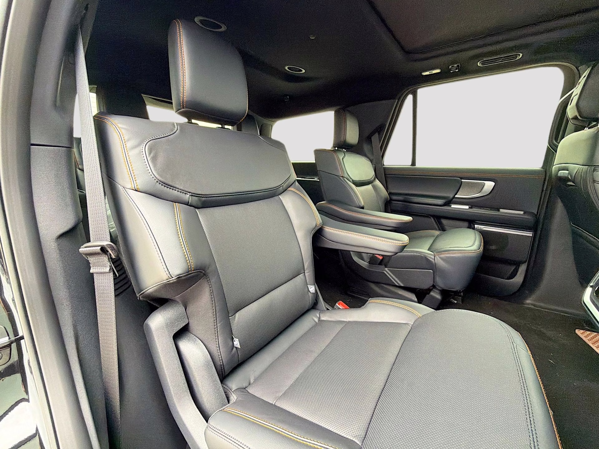 2026 Agate Black Metallic Ford Expedition Tremor 4X4 SUV