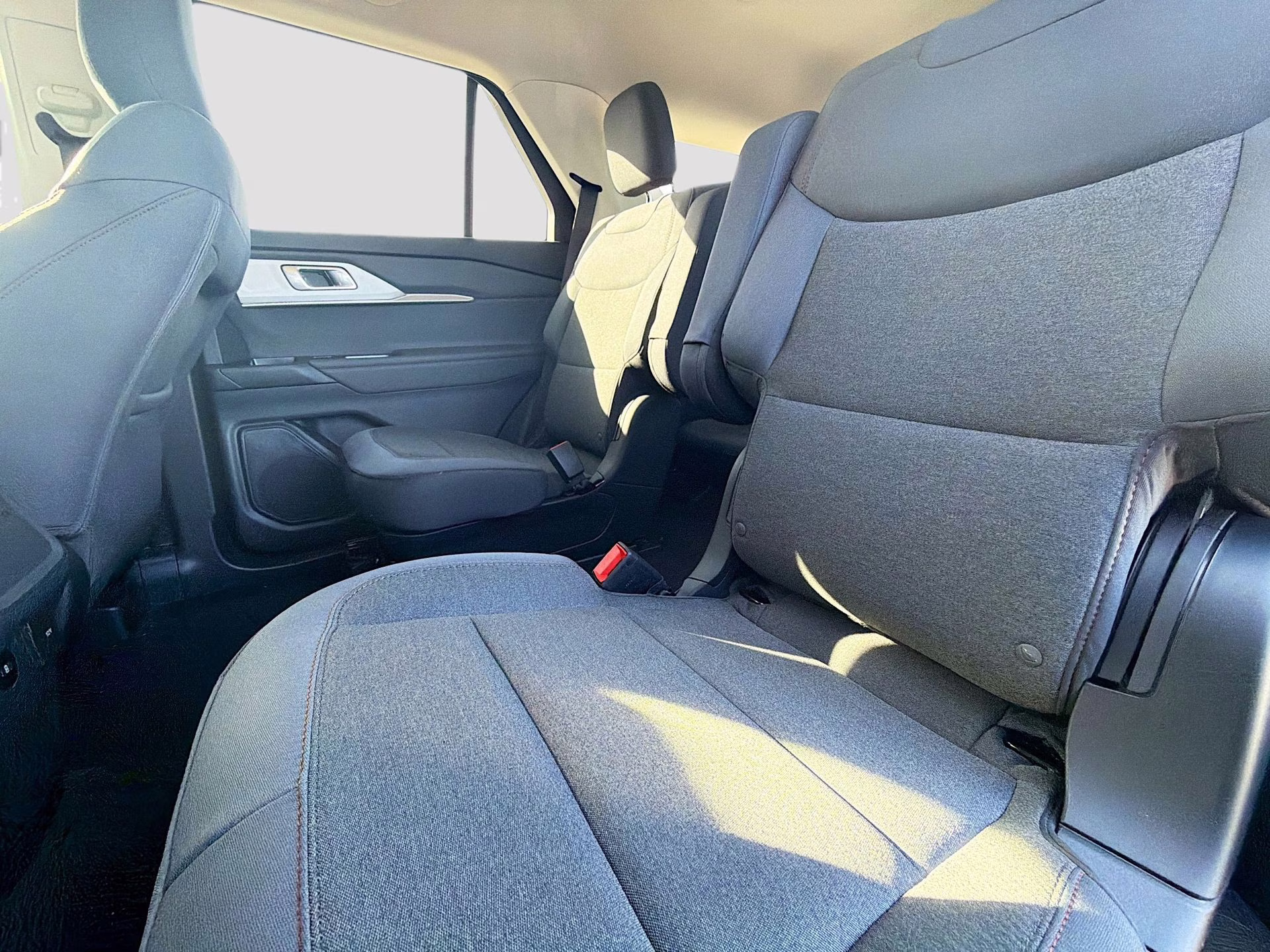 2026 Vapor Blue Metallic Ford Explorer Active RWD SUV