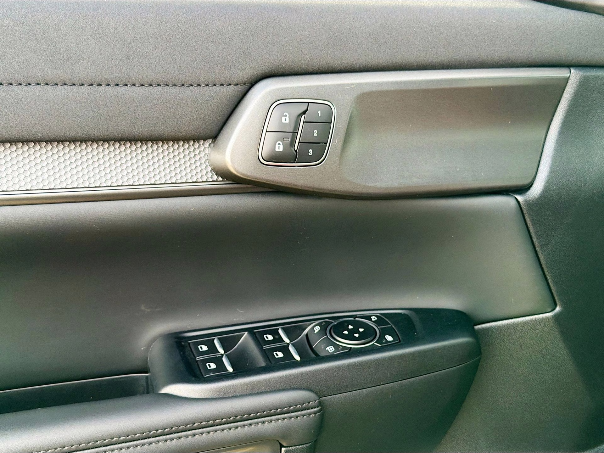 2025 Carbonized Gray Metallic Ford Ranger Raptor 4X4 Truck