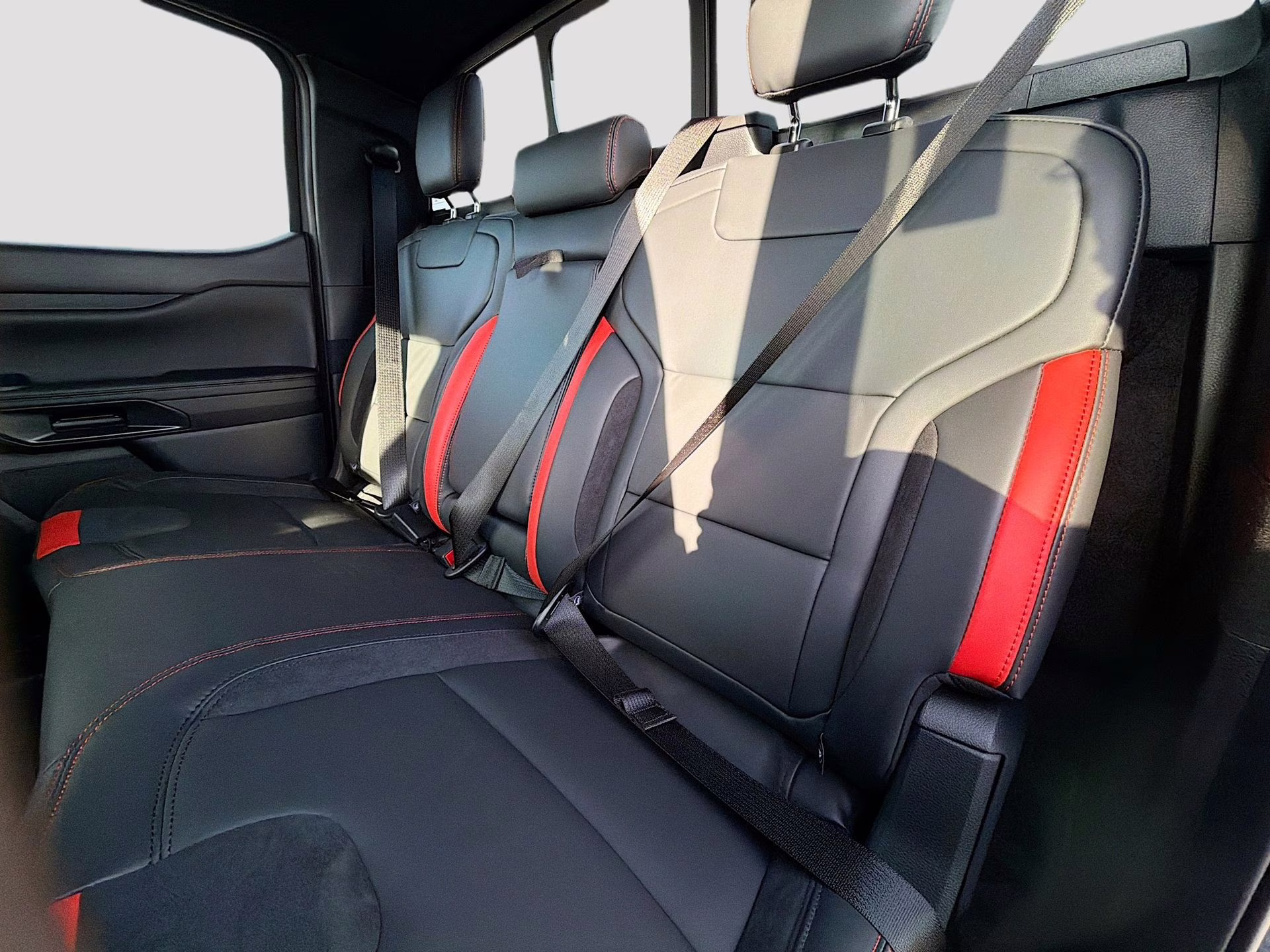 2025 Carbonized Gray Metallic Ford Ranger Raptor 4X4 Truck