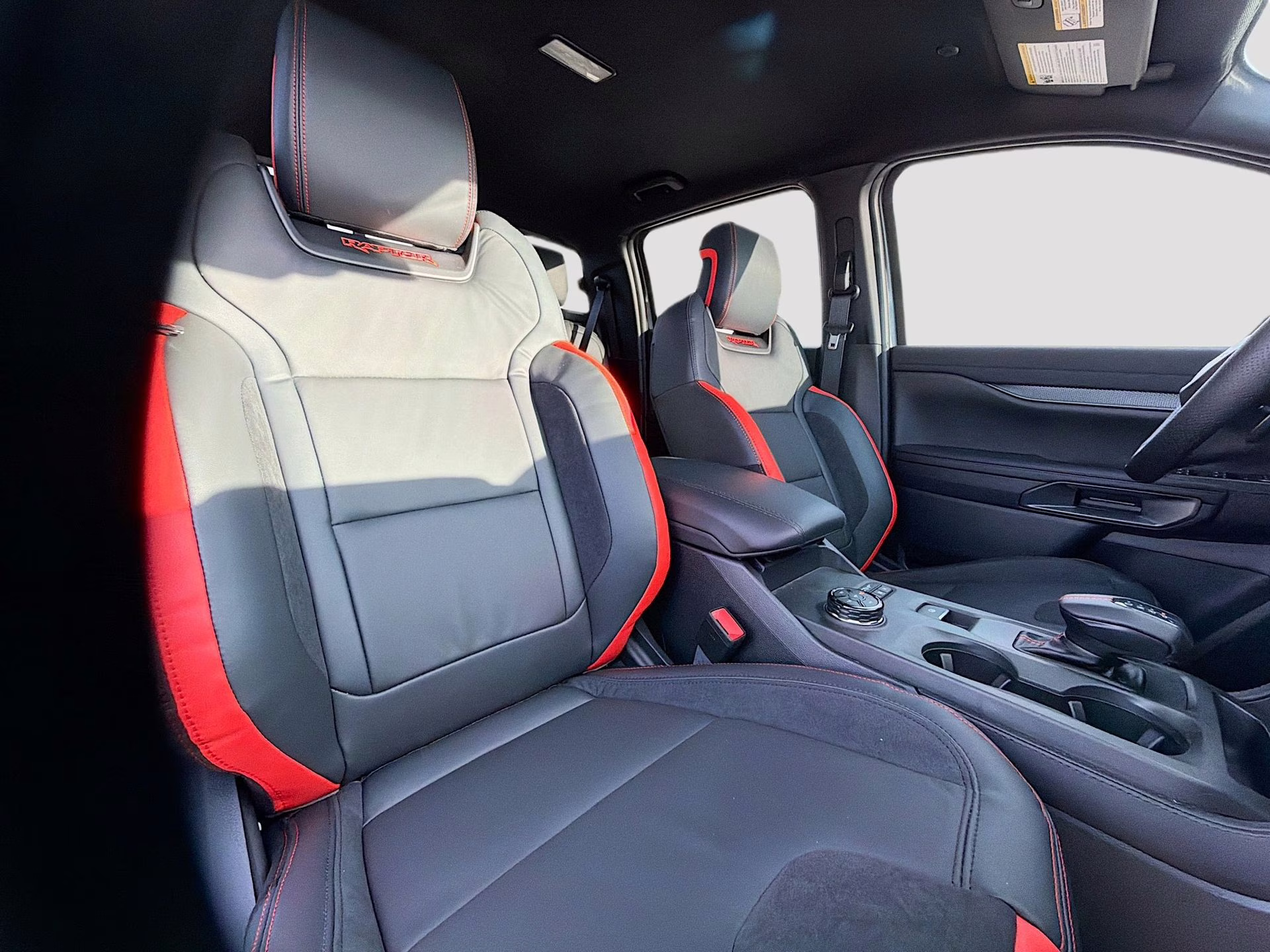 2025 Carbonized Gray Metallic Ford Ranger Raptor 4X4 Truck