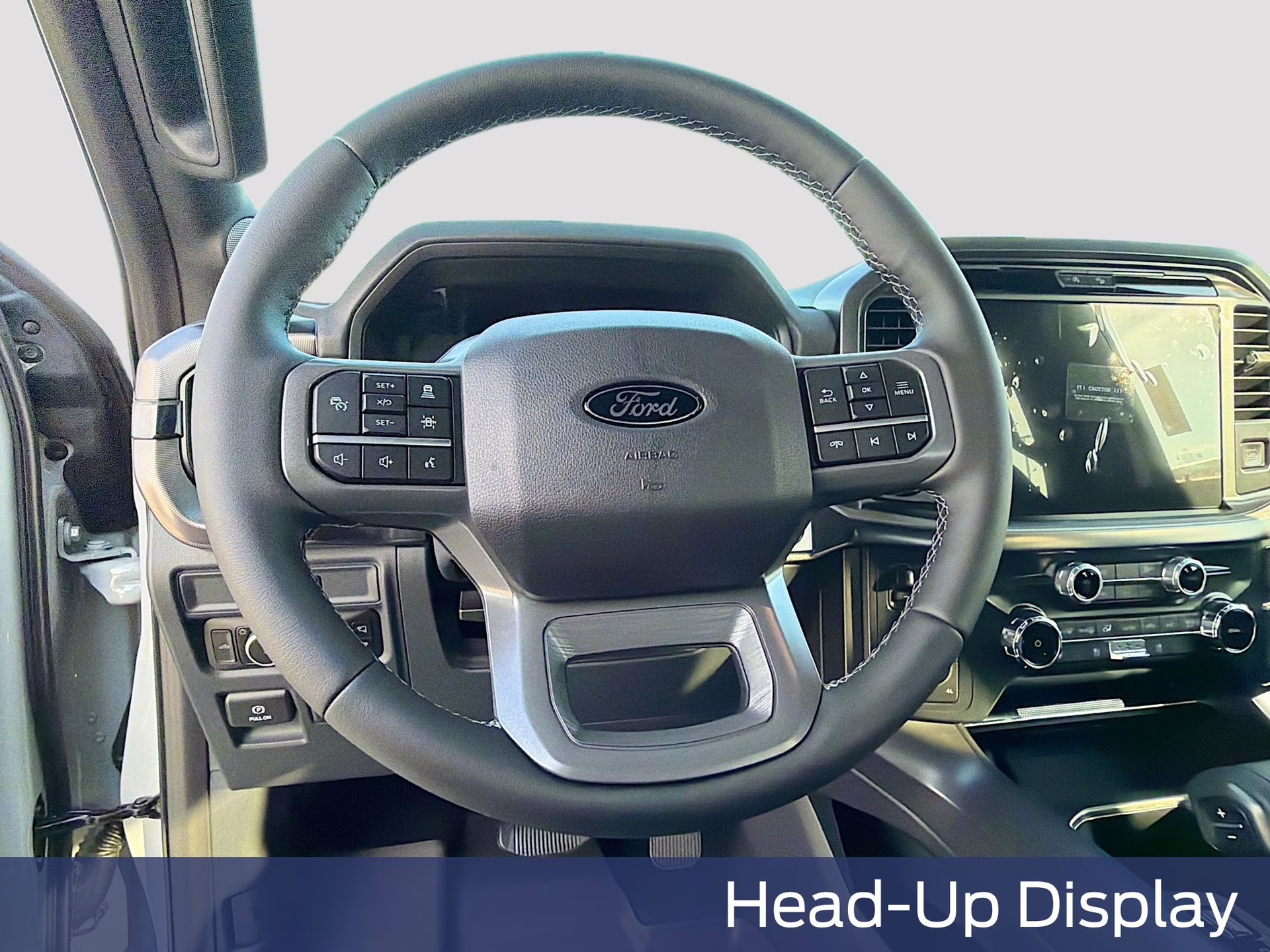 2026 Avalanche Ford F-150 Lariat 4X4 Truck