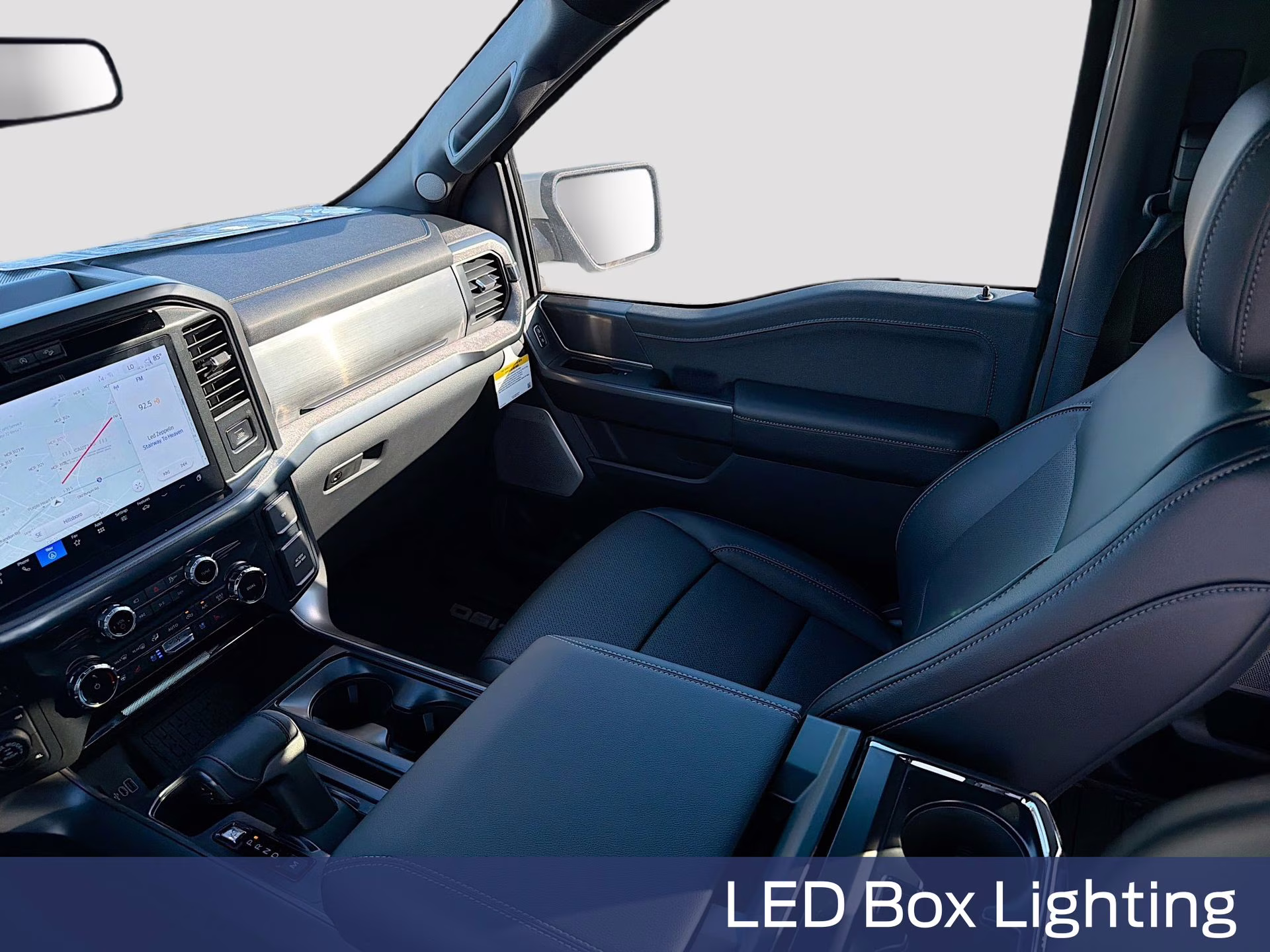 2026 Avalanche Ford F-150 Lariat 4X4 Truck