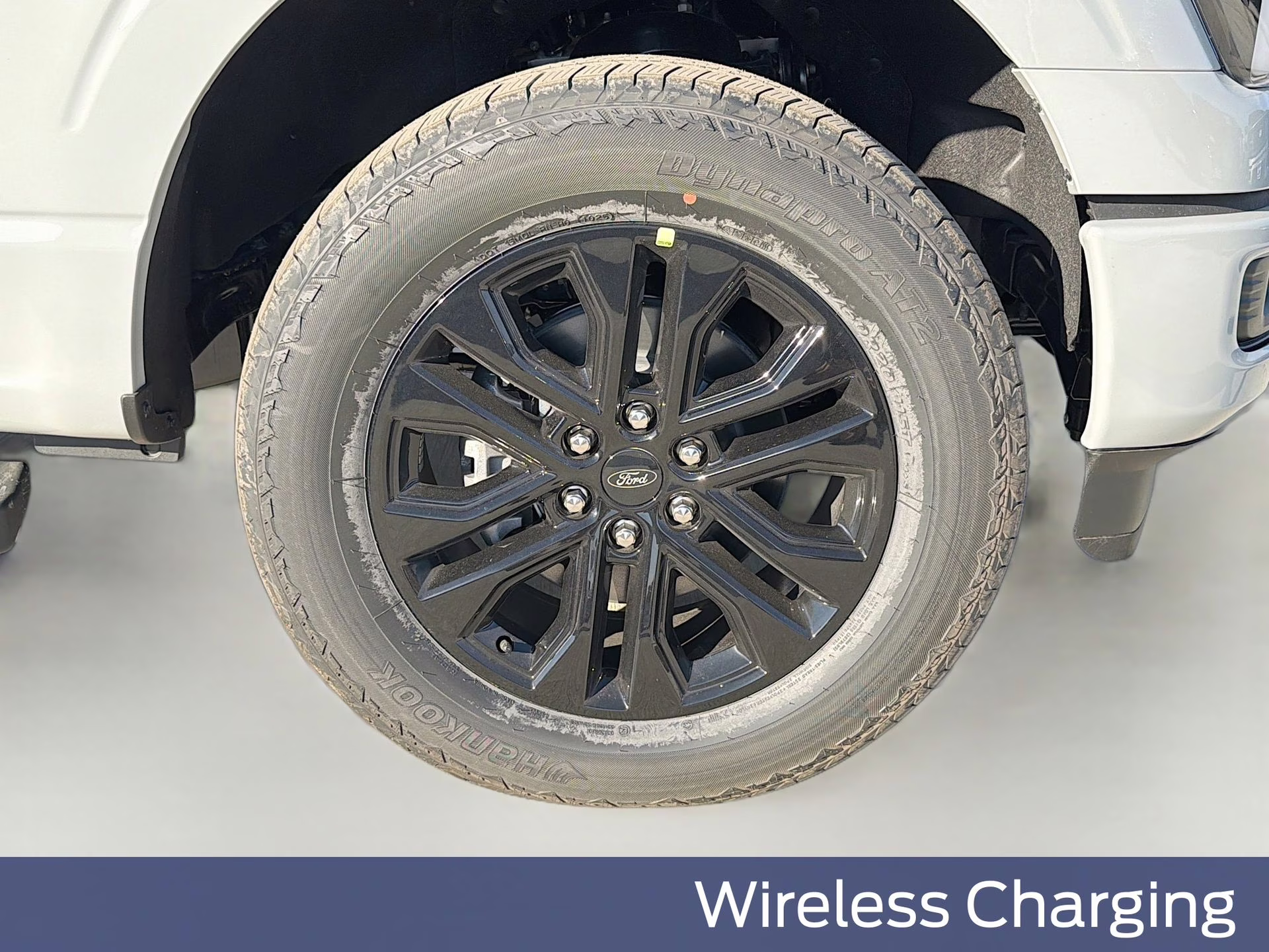 2026 Avalanche Ford F-150 Lariat 4X4 Truck