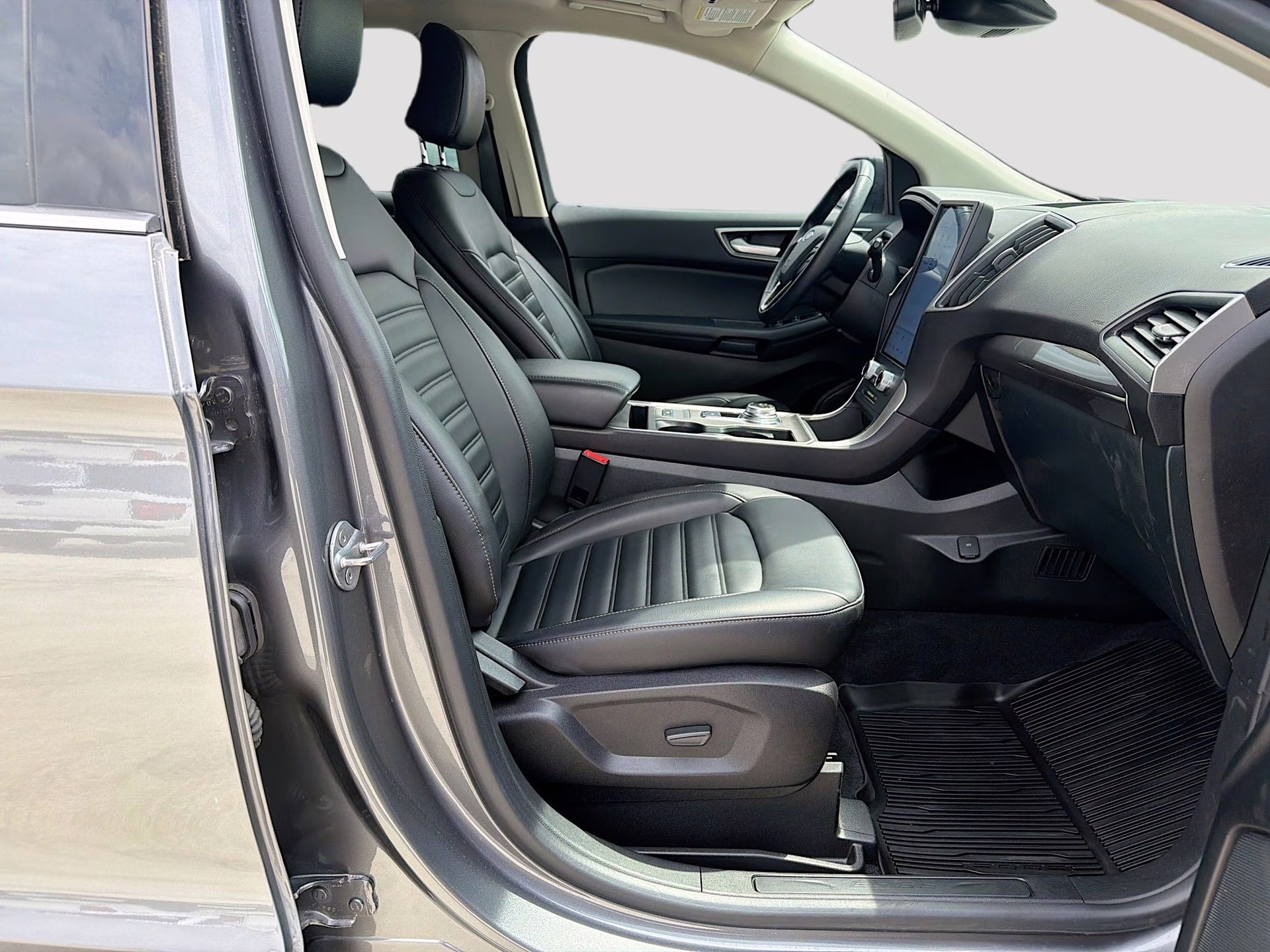 2024 Carbonized Gray Metallic Ford Edge SEL AWD SUV