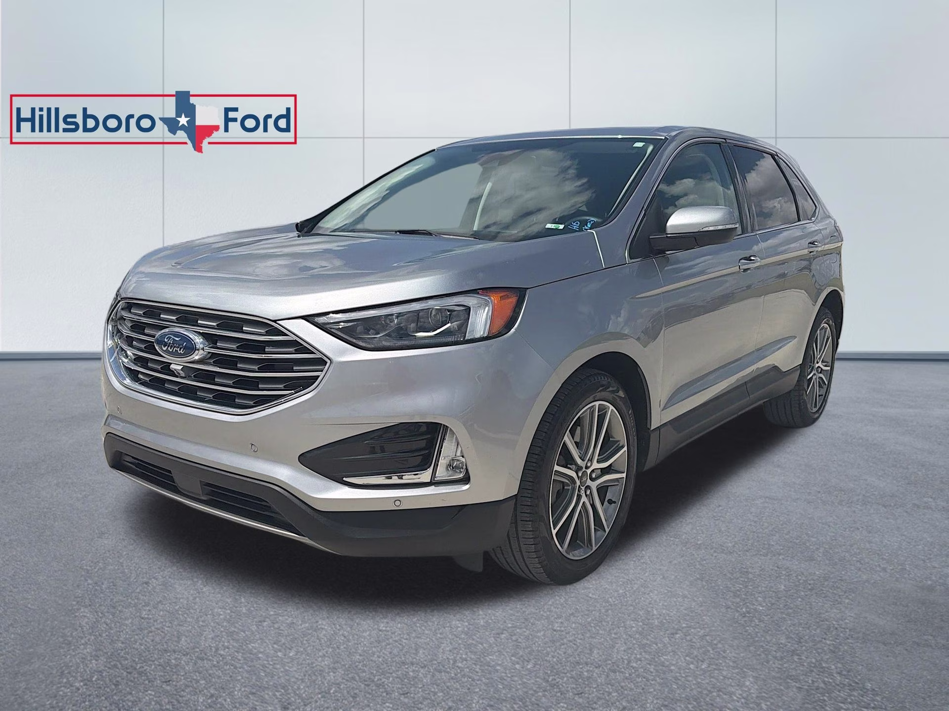 2024 Silver Metallic Ford Edge Titanium AWD SUV