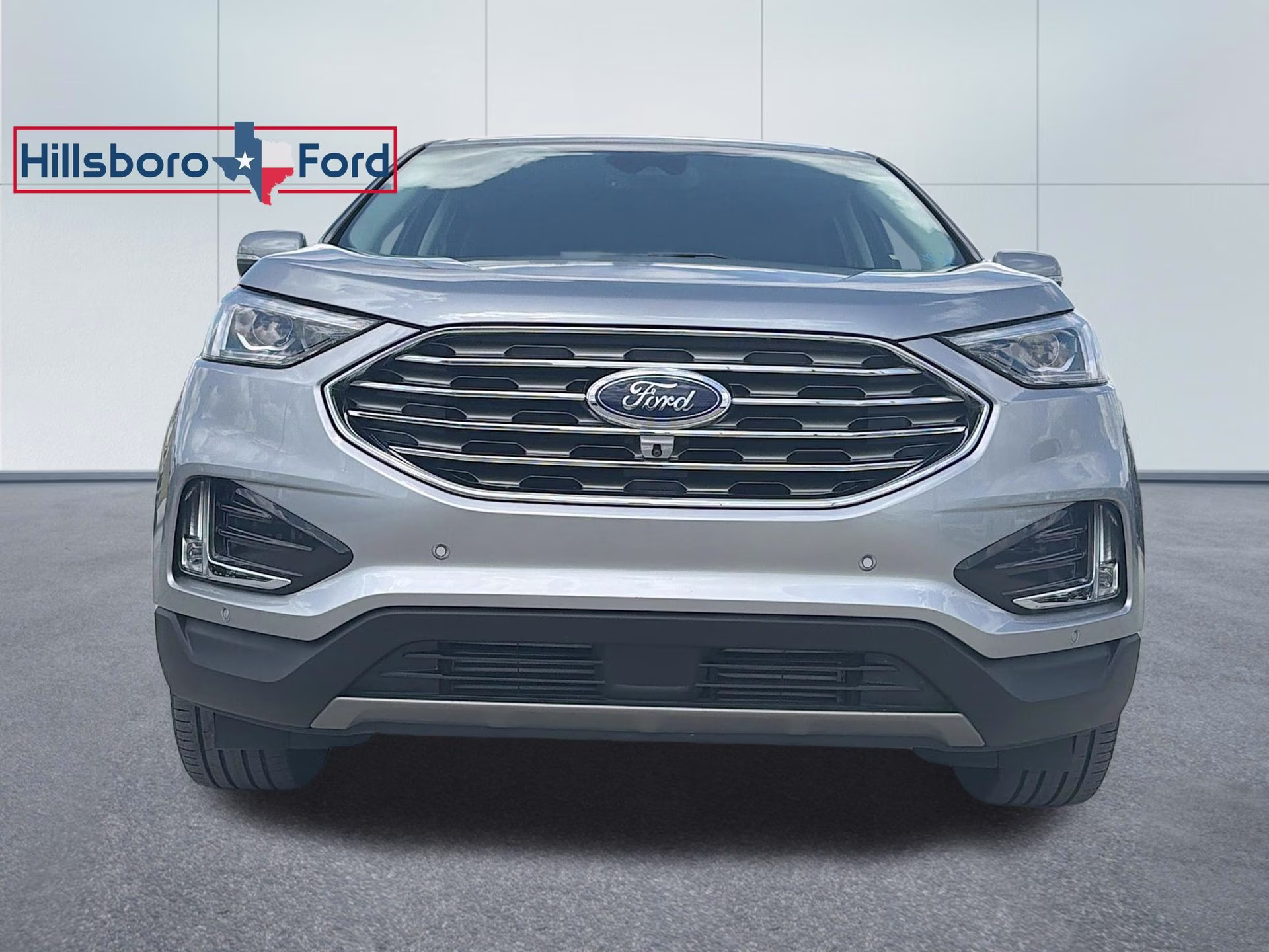 2024 Silver Metallic Ford Edge Titanium AWD SUV