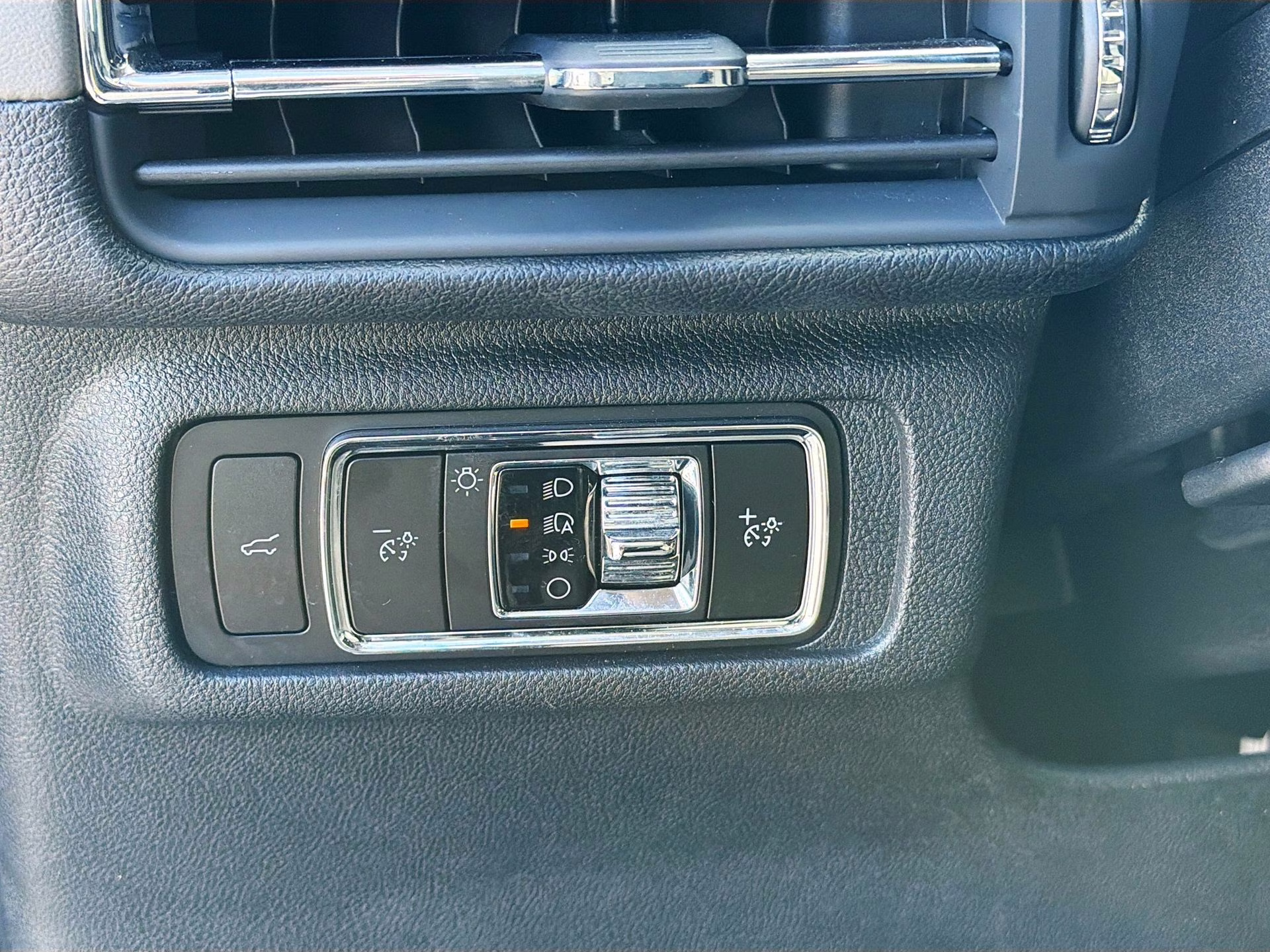 2025 Asher Gray Metallic Clearcoat Lincoln Corsair Premiere FWD SUV