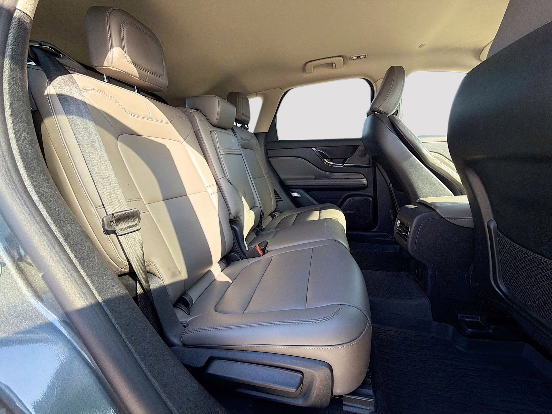 2025 Asher Gray Metallic Clearcoat Lincoln Corsair Premiere FWD SUV