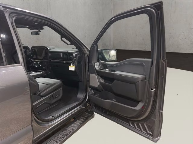 2026 Carbonized Gray Metallic Ford F-150 Lariat Black Appearance 4X4 Truck