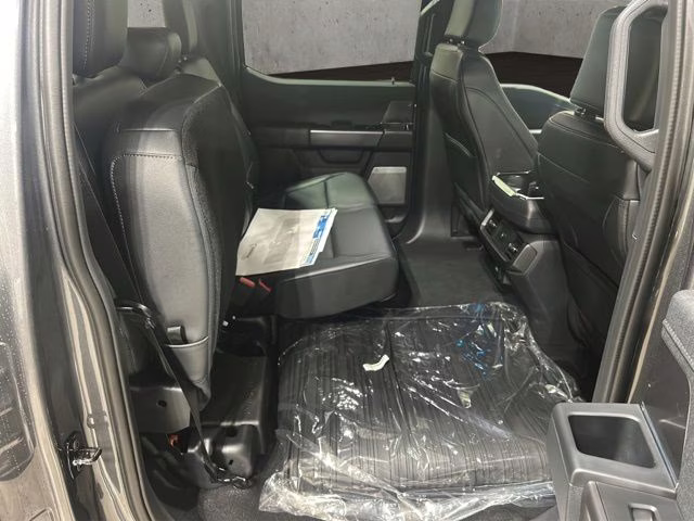 2026 Carbonized Gray Metallic Ford F-150 Lariat Black Appearance 4X4 Truck