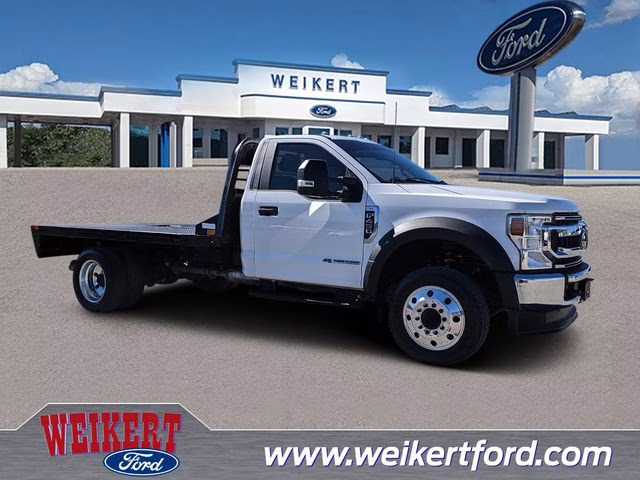 2022 Oxford White Ford Super Duty F-450 DRW XL RWD Chassis