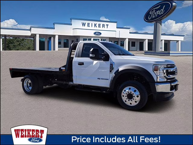 2022 Oxford White Ford Super Duty F-450 DRW XL RWD Chassis