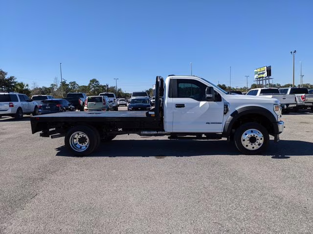 2022 Oxford White Ford Super Duty F-450 DRW XL RWD Chassis