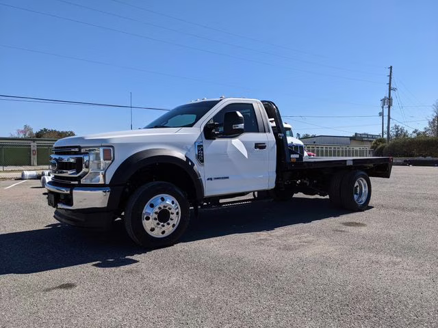 2022 Oxford White Ford Super Duty F-450 DRW XL RWD Chassis