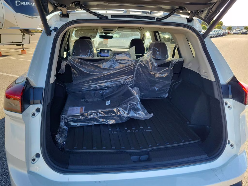 2026 Everest White Pearl Tricoat Nissan Rogue Rock Creek AWD SUV