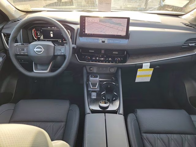2026 Everest White Pearl Tricoat Nissan Rogue Platinum AWD SUV