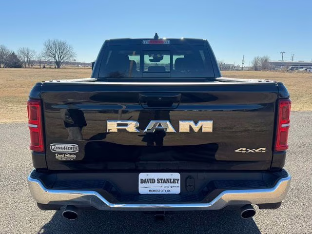 2025 Diamond Black Crystal Pearlcoat Ram 1500 Limited 4X4 Truck