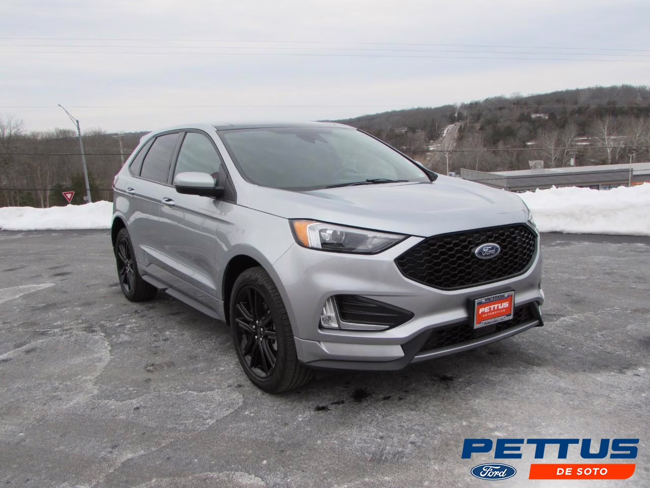 2024 Iconic Silver Metallic Ford Edge ST Line AWD SUV