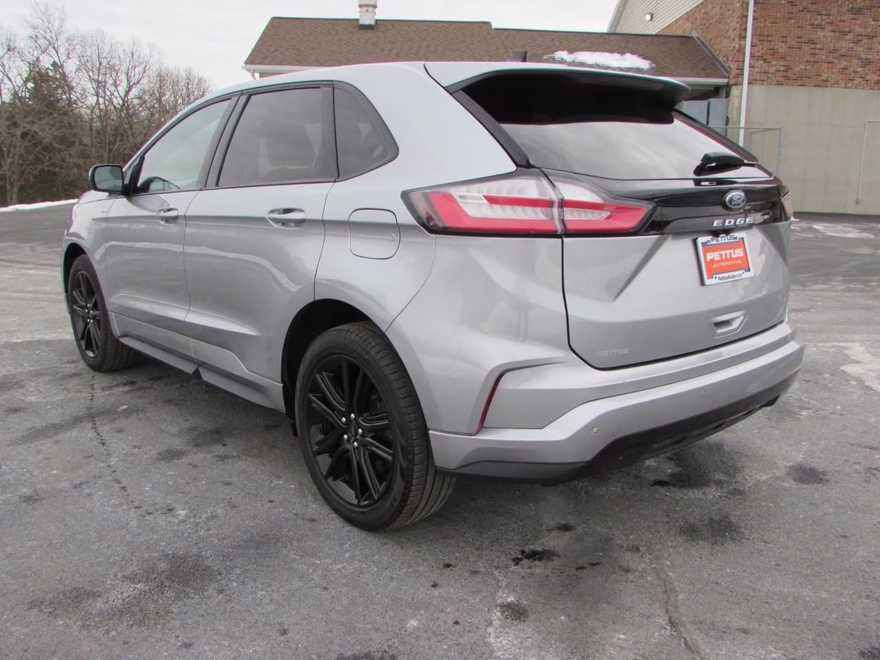 2024 Iconic Silver Metallic Ford Edge ST Line AWD SUV