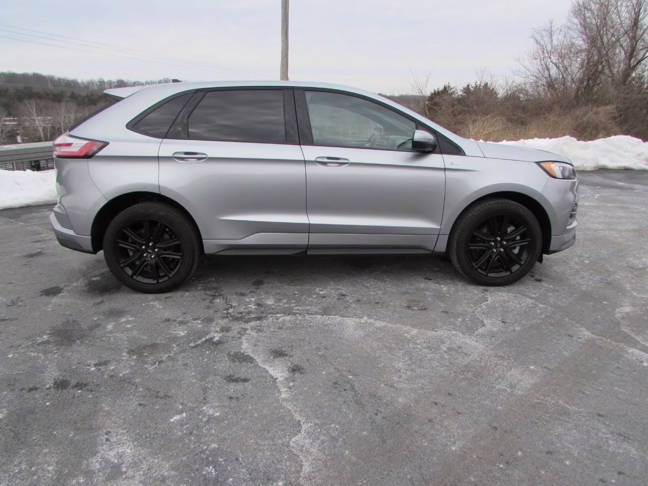 2024 Iconic Silver Metallic Ford Edge ST Line AWD SUV