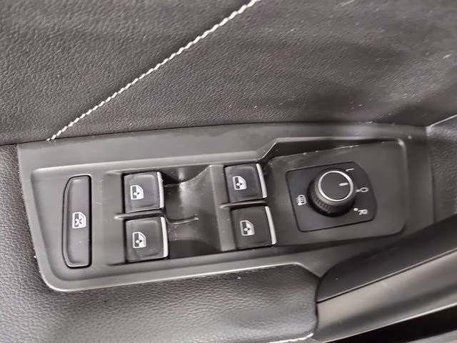 2024 Pure White Volkswagen Tiguan 2.0T SE AWD SUV