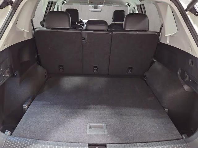 2024 Pure White Volkswagen Tiguan 2.0T SE AWD SUV