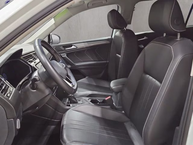 2024 Pure White Volkswagen Tiguan 2.0T SE AWD SUV