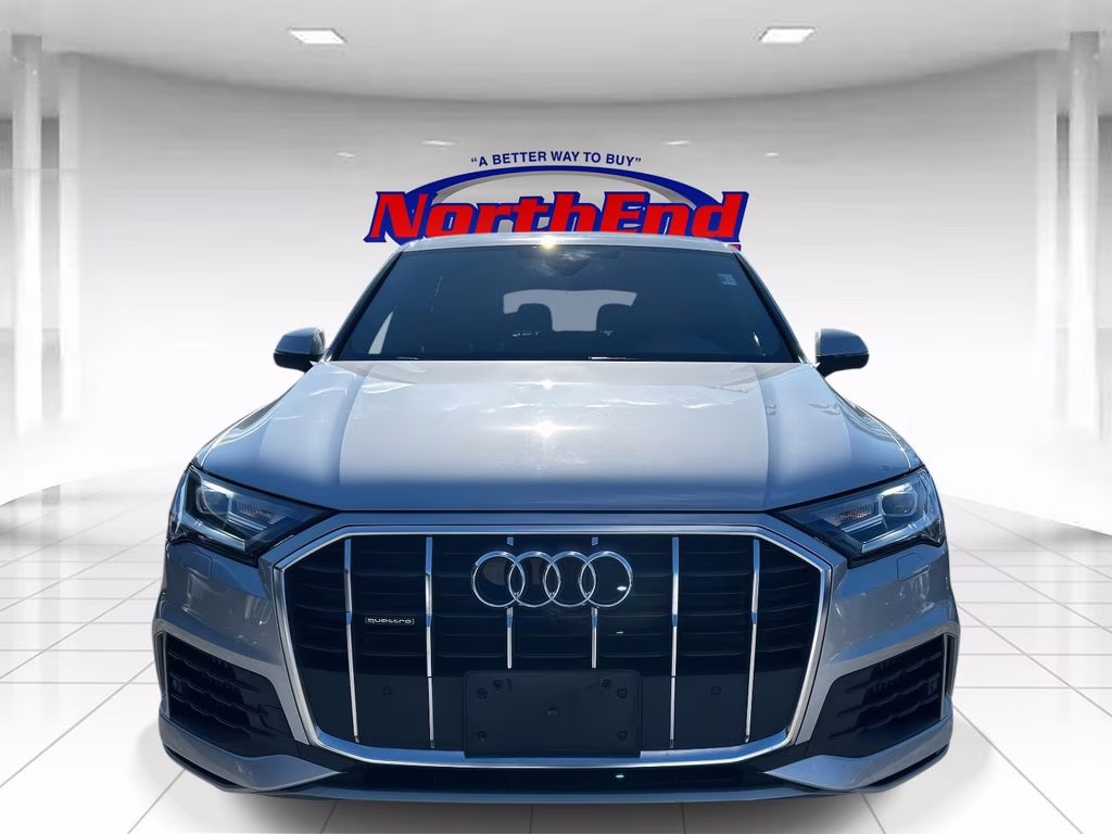 2022 Florett Silver Metallic Audi Q7 55 Premium AWD SUV