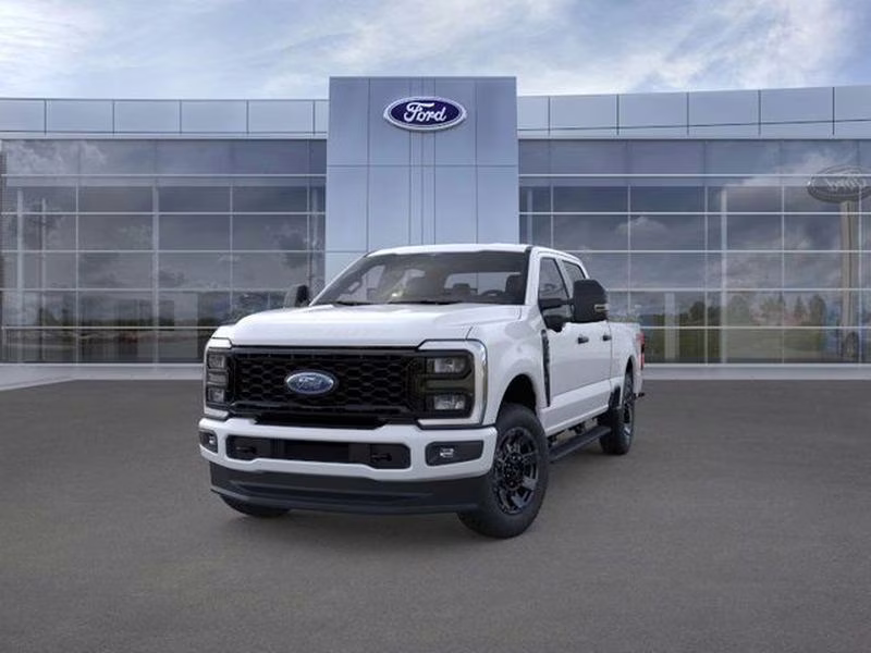 2026 Oxford White Ford Super Duty F-250 SRW XL 4X4 Truck