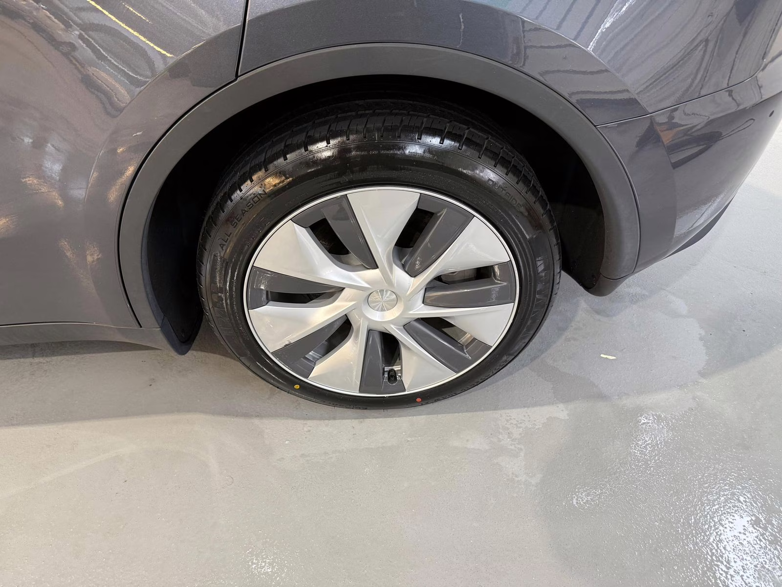 2023 Gray Tesla Model Y Long Range AWD SUV