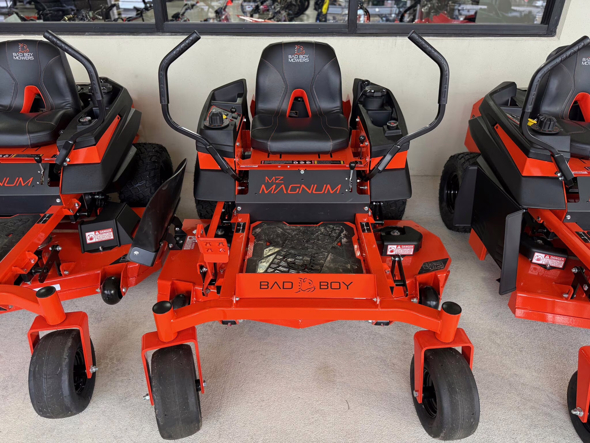 2026 Bad Boy Mowers MZ Magnum 48 Lawn Mower