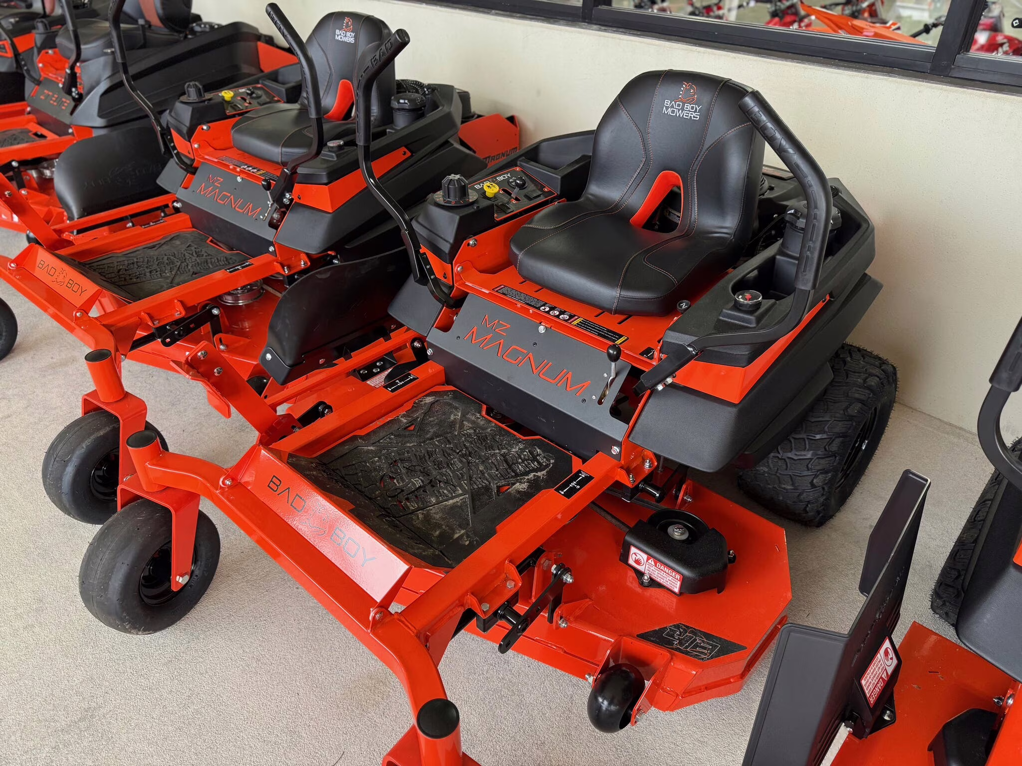 2026 Bad Boy Mowers MZ Magnum 48 Lawn Mower