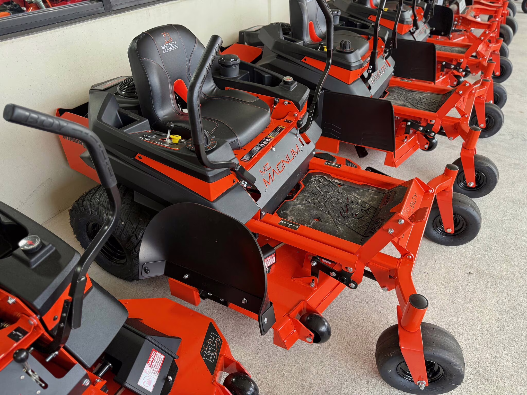 2026 Bad Boy Mowers MZ Magnum 48 Lawn Mower