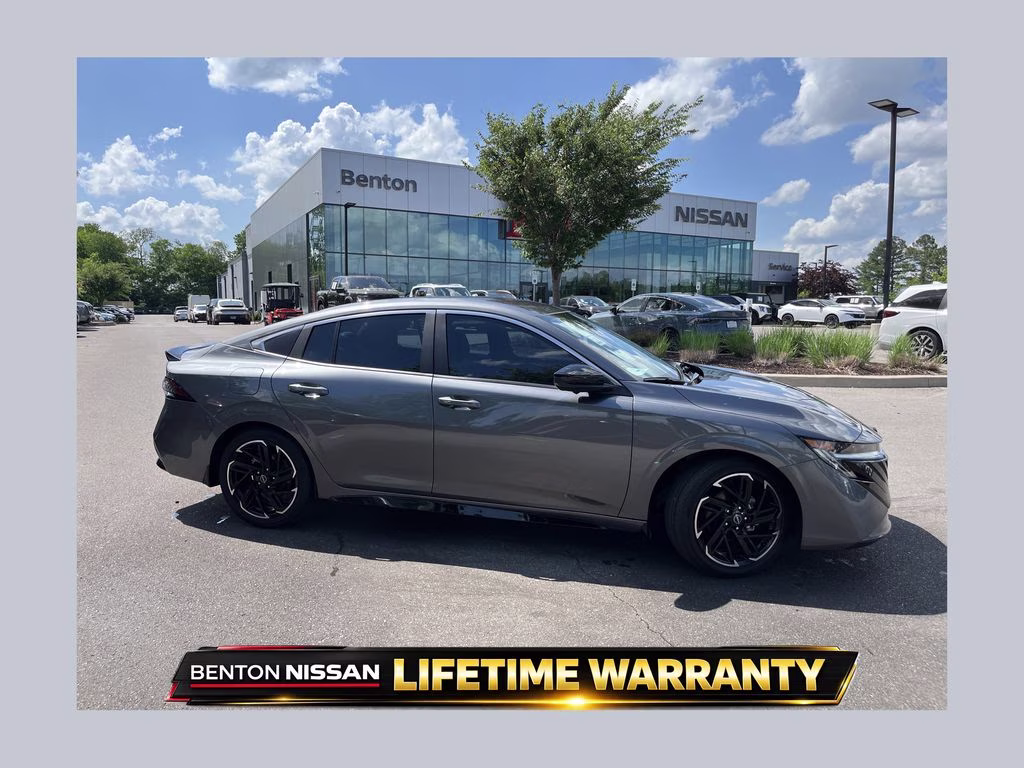 2026 Gun Metallic Nissan Sentra SR FWD Sedan