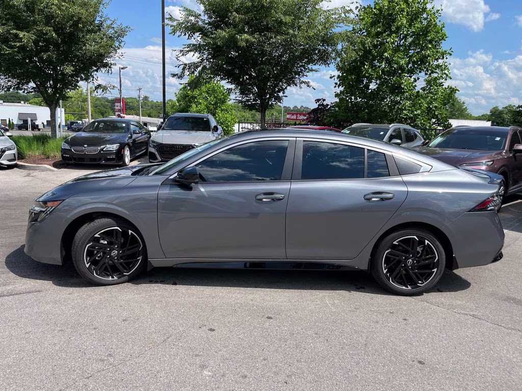2026 Gun Metallic Nissan Sentra SR FWD Sedan