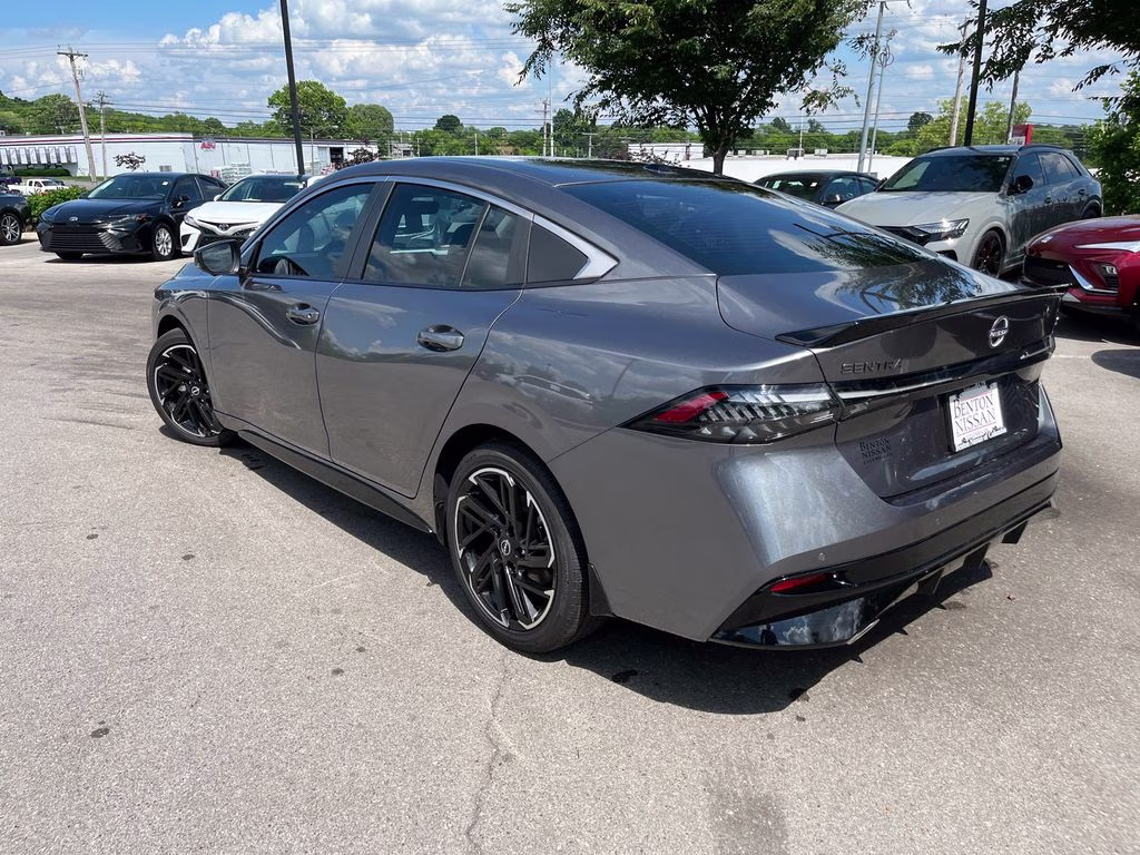 2026 Gun Metallic Nissan Sentra SR FWD Sedan