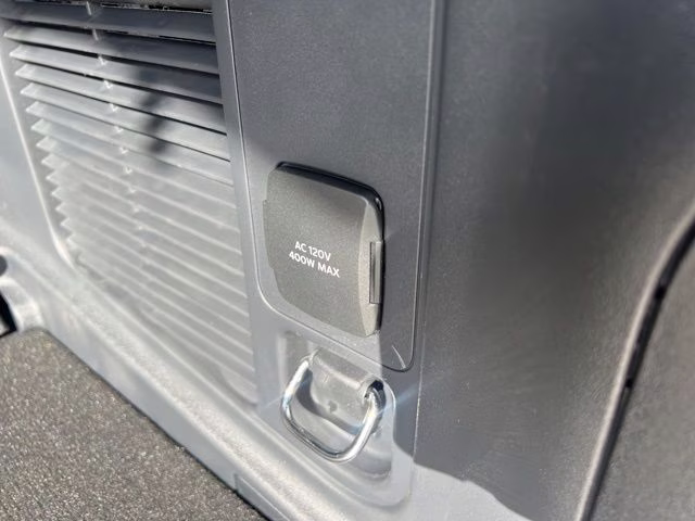 2026 White Ford Expedition Platinum 4X4 SUV