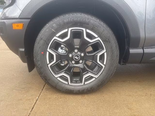 2026 Carbonized Gray Metallic Ford Bronco Sport Outer Banks 4X4 SUV