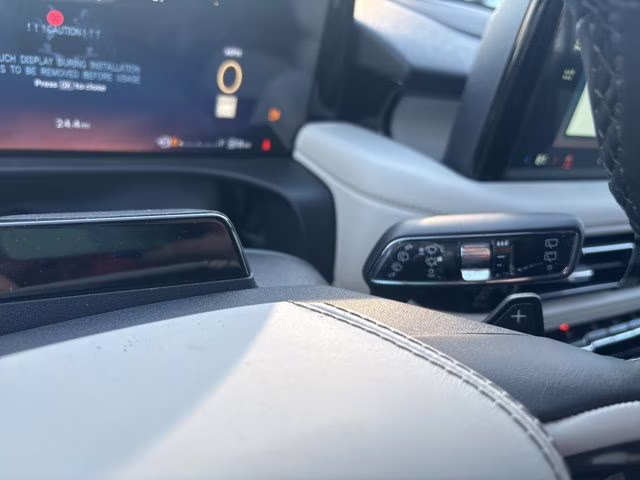 2026 Pristine White Metallic Tri-Coat Lincoln Aviator Reserve AWD SUV