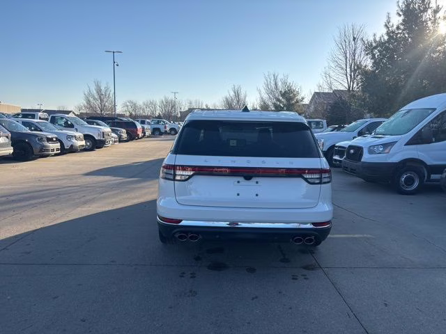 2026 Pristine White Metallic Tri-Coat Lincoln Aviator Reserve AWD SUV