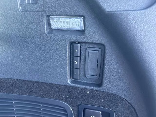 2026 Pristine White Metallic Tri-Coat Lincoln Aviator Reserve AWD SUV