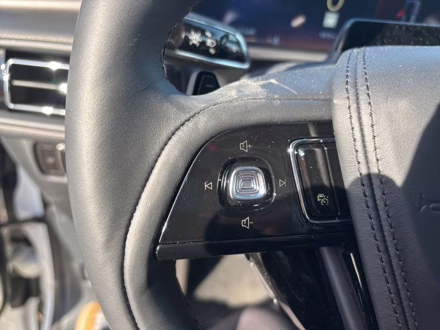 2026 Pristine White Metallic Tri-Coat Lincoln Aviator Reserve AWD SUV